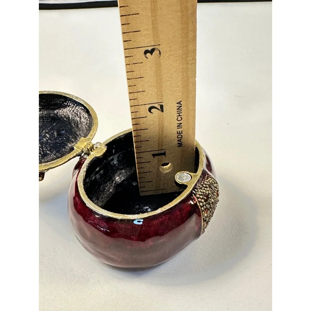 Round Burgundy Trinket Jewelry Box with Rhinestone Bow Accent Display Decor‎